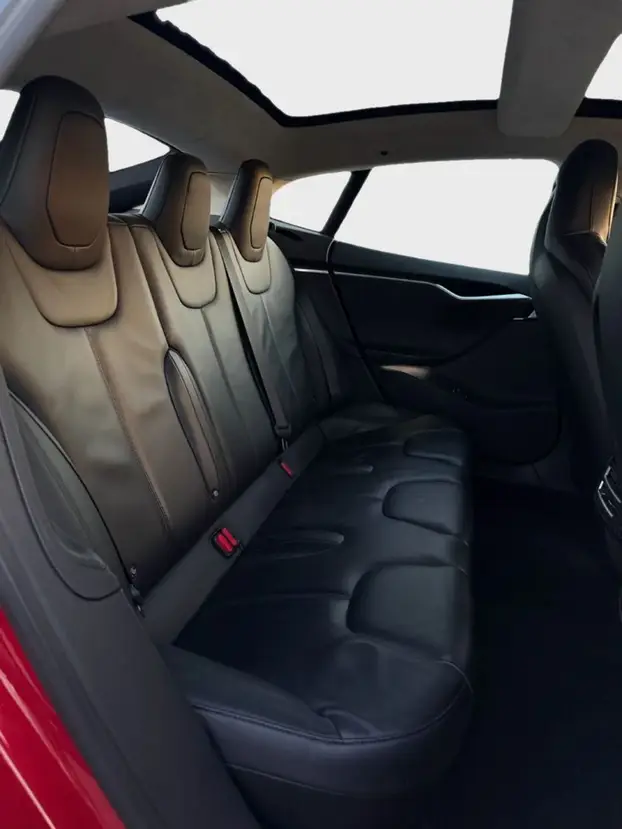 Премиум VTC на Tesla Model S ⚡ Supercharge бесплатно