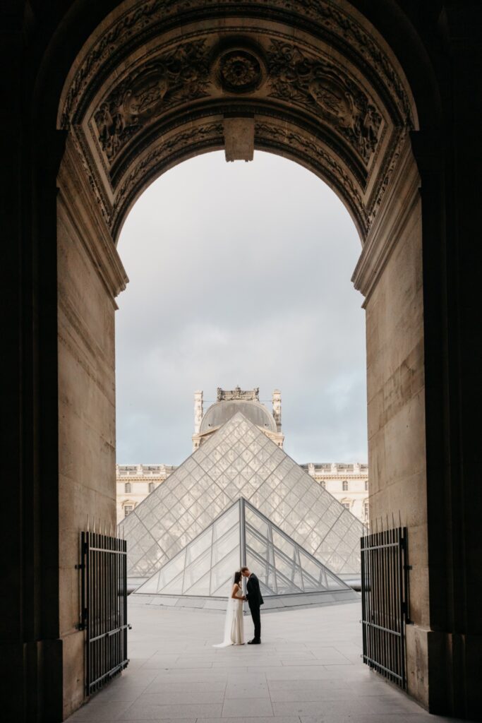 Фотограф в Париже: портреты, love story и свадьбы