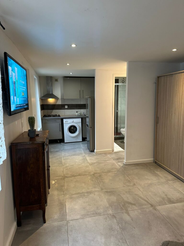 Studio 38m2 à Montfermeil