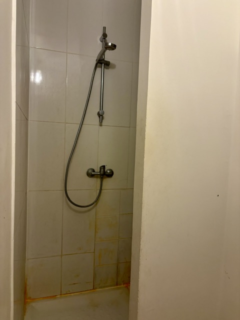 STUDIO EN LOCATION 550E , 10 M a Plessis Robinson 92350